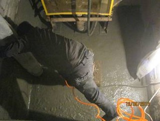 用賽諾背水一噴靈快速解決磚混結構電梯井漏水問題