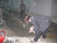 用賽諾背水一噴靈對地下車庫地板漏水的處理 用賽諾背水一噴靈對地下車庫地板漏水的處理